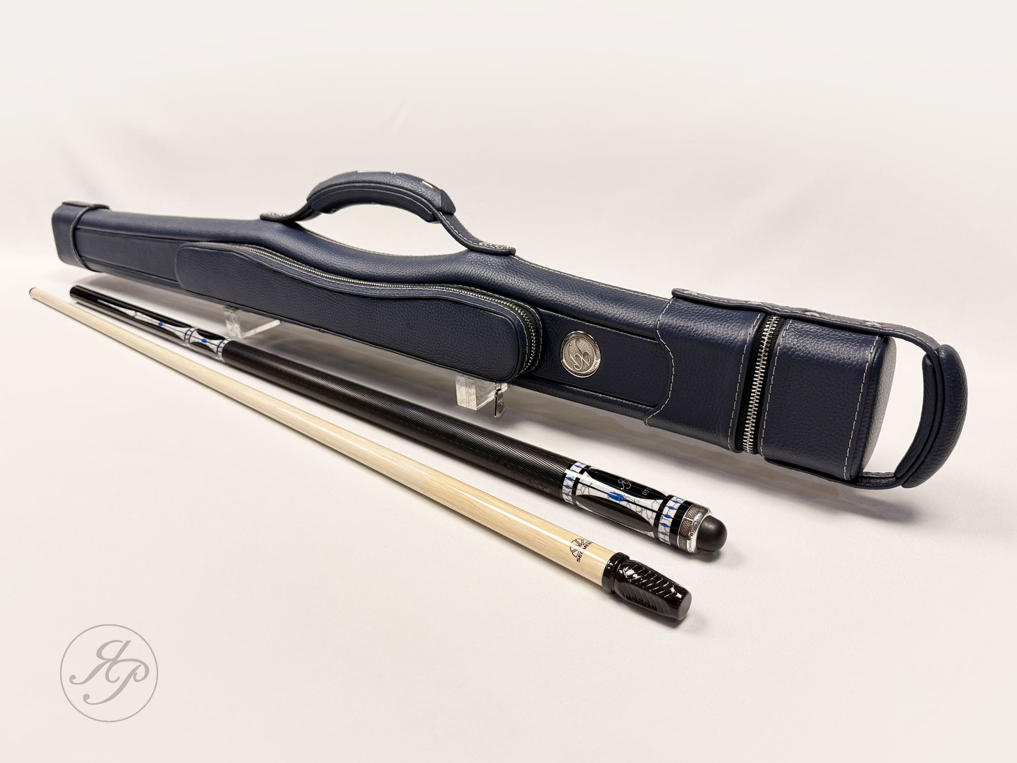 Бильярдный кий 059 из граба турняк со шпоном