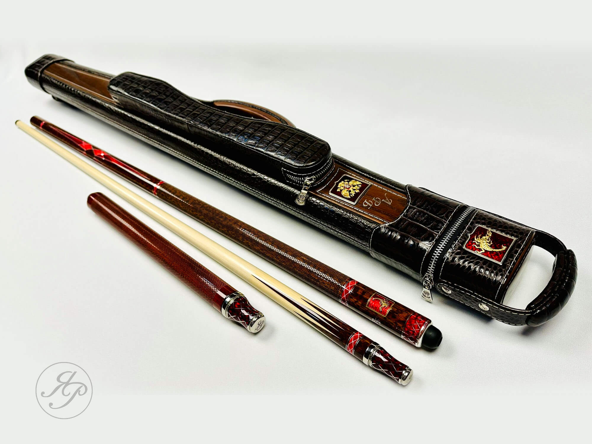 Кий ручной работы 1/1 со скорпионом