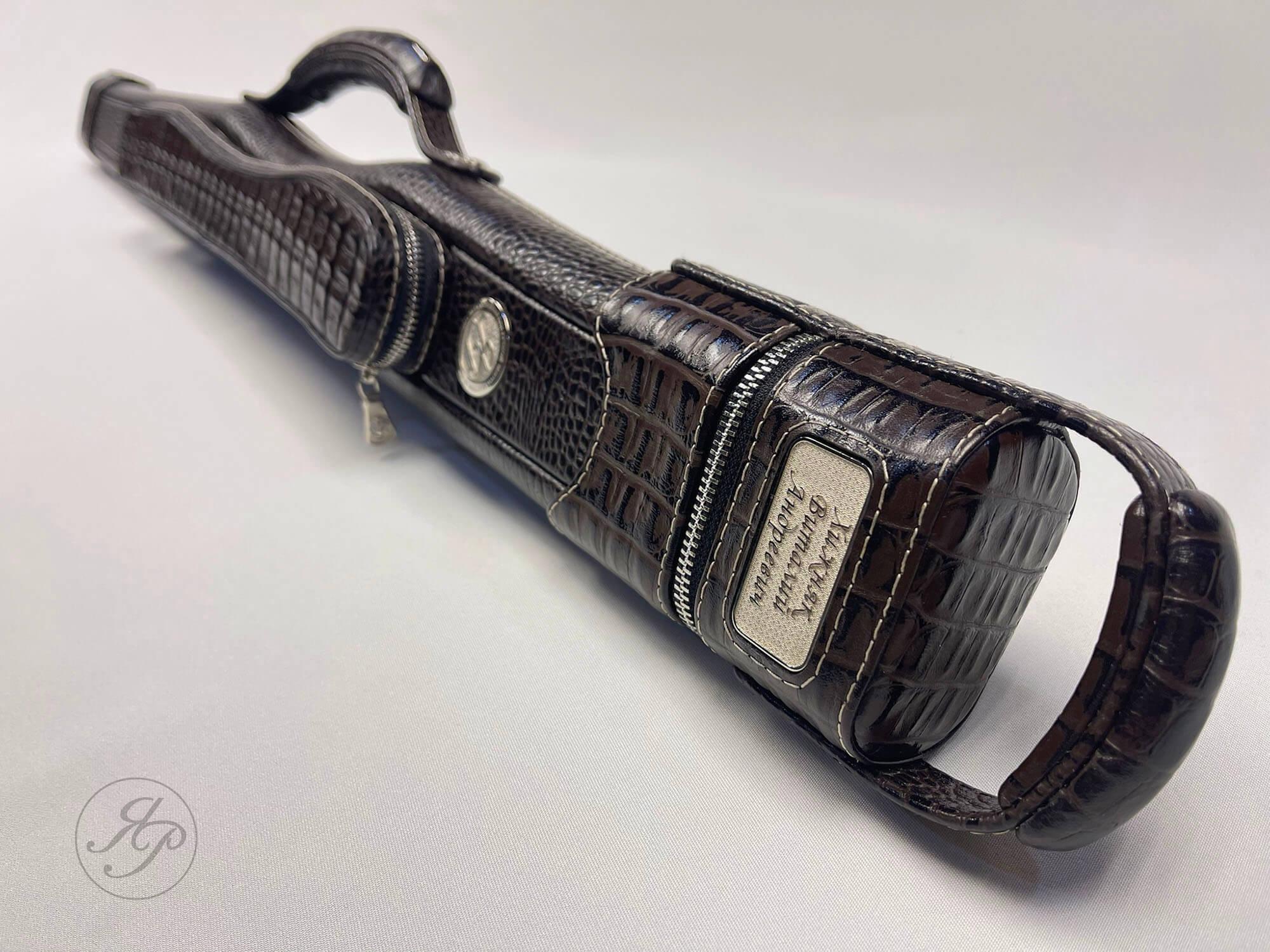 Тубус для двухсоставного кия из натуральной тисненой кожи   TS 008 105 000 ₽